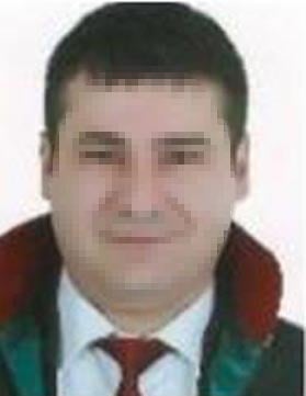 carsaf-giyip-sokakta-gezen-erkek-avukata-gozalti-3363-dhaphoto1.jpg